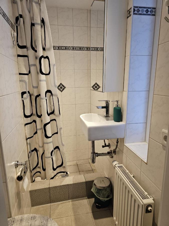 Jalda Apartments Дюссельдорф Экстерьер фото